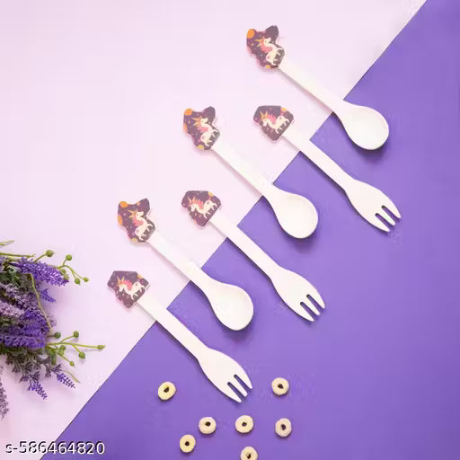 Unicorn in Fantasyland Kids Eating / Feeding Bamboo Spoons & Forks